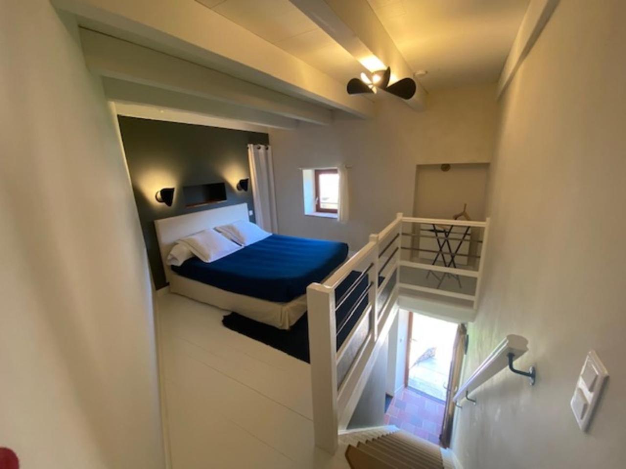 Les Caselles, Gite Et Maison D'Hotes Saint-Beauzely Exterior foto