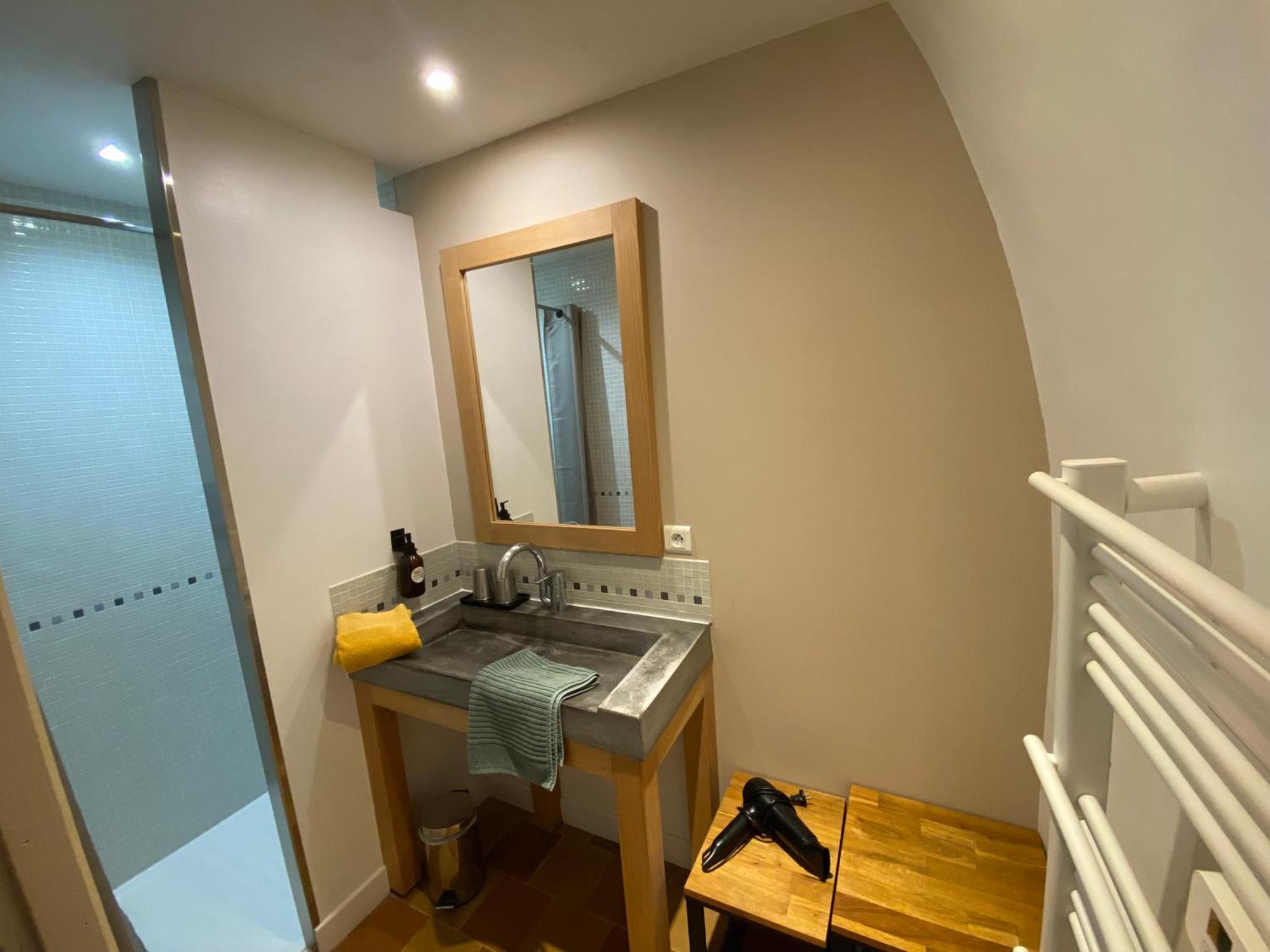 Les Caselles, Gite Et Maison D'Hotes Saint-Beauzely Exterior foto